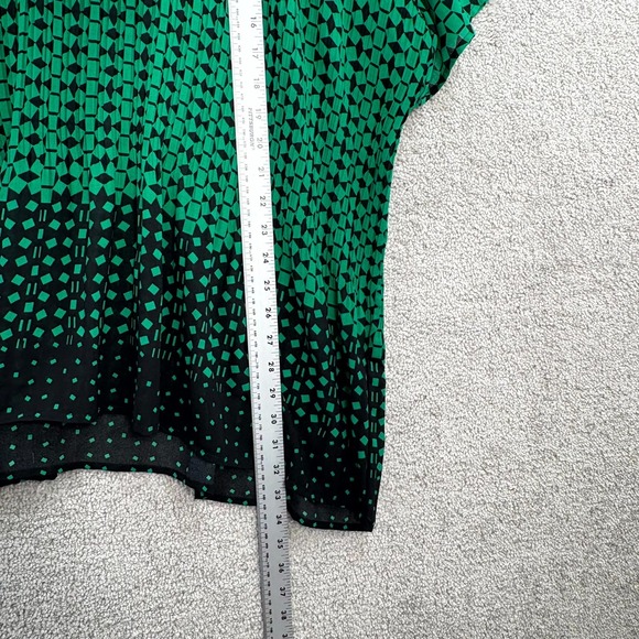 Catherines Tunic Top Womens 3X Green Black Geometric Beaded Sweetheart Neck - Picture 7 of 10